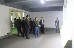 北京协会考察团一行莅临华兴宠物(wù)食品指导工(gōng)作(zuò)